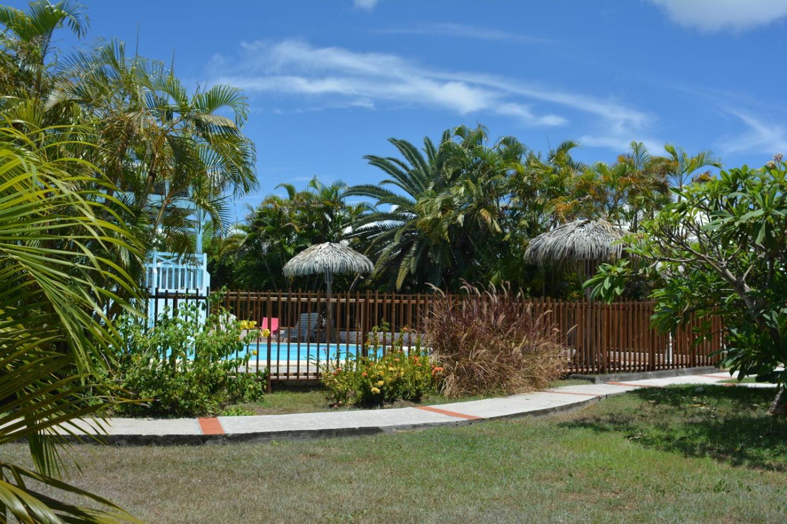 Bungalow La Papaye Bleue Residence Acces Piscine & Plage Saint-Francois  Exterior photo
