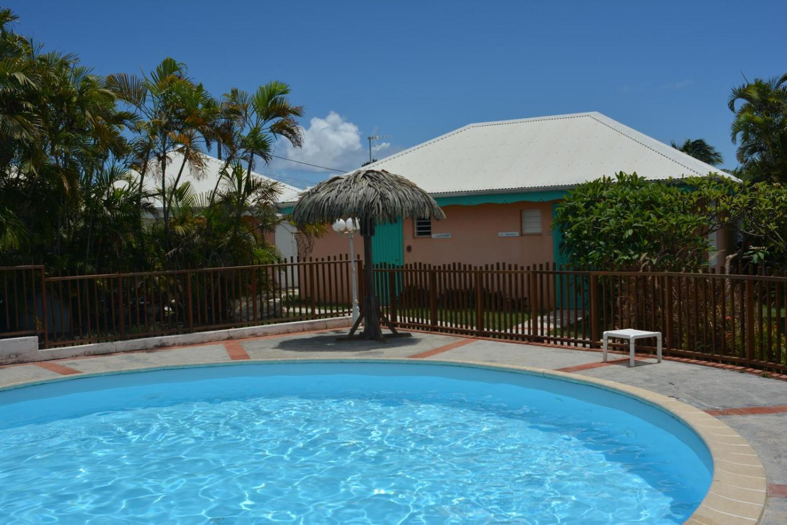 Bungalow La Papaye Bleue Residence Acces Piscine & Plage Saint-Francois  Exterior photo