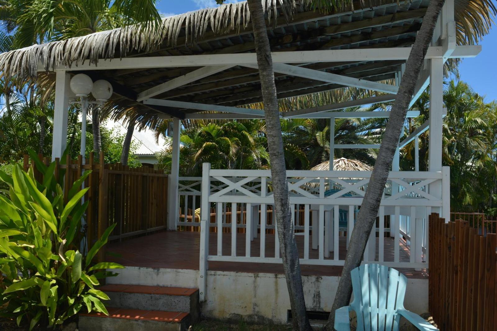 Bungalow La Papaye Bleue Residence Acces Piscine & Plage Saint-Francois  Exterior photo