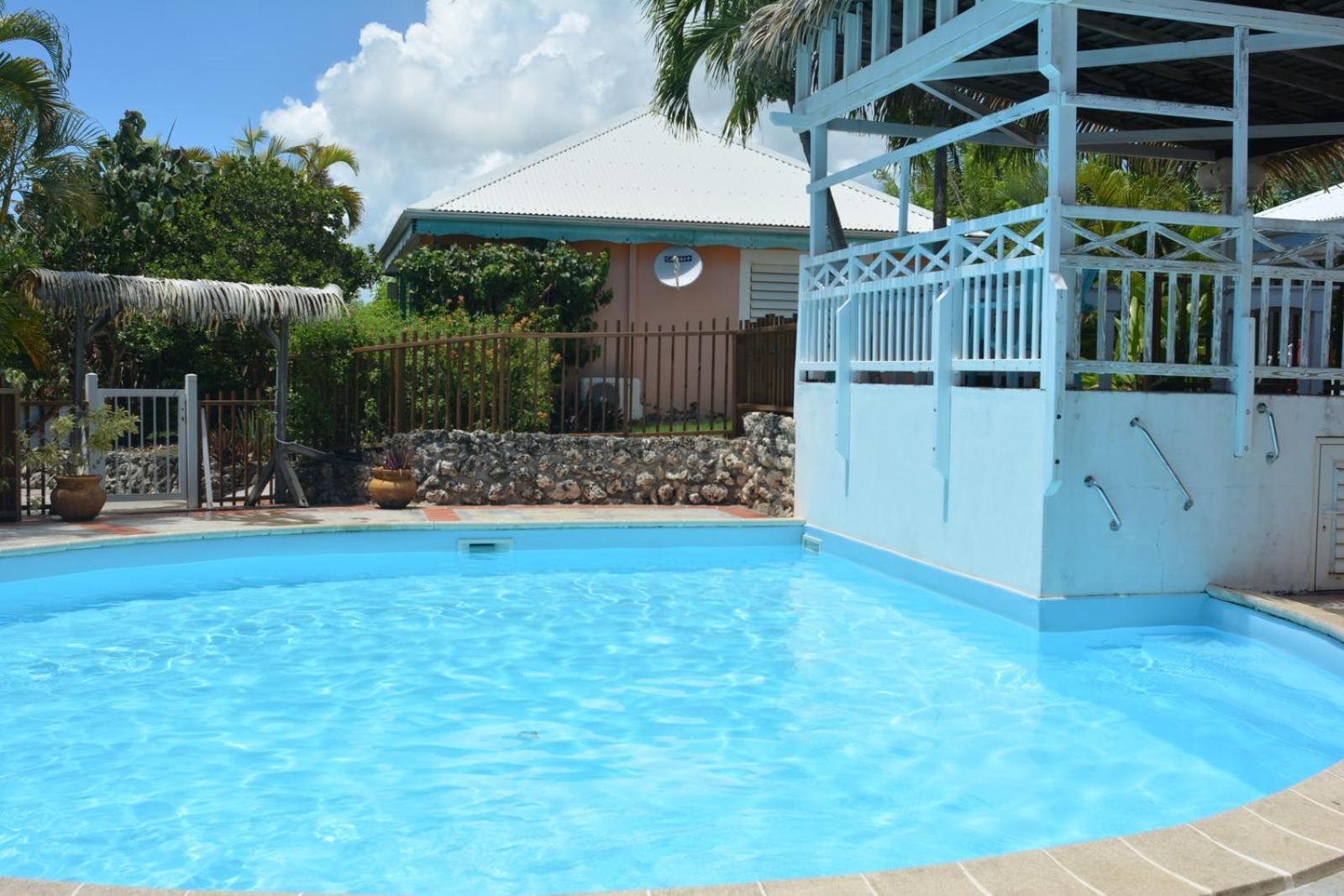 Bungalow La Papaye Bleue Residence Acces Piscine & Plage Saint-Francois  Exterior photo